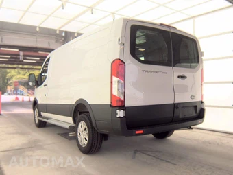2025 Ford Transit 250 Cargo Van Low Roof 130.0" WB - miniatura 6