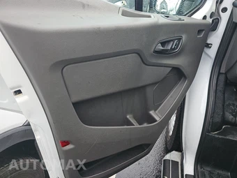 2025 Ford Transit 250 Cargo Van Low Roof 130.0" WB - miniatura 9