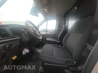 2025 Ford Transit 250 Cargo Van Low Roof 130.0" WB - miniatura 7