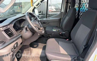 2025 Ford Transit 250 Cargo Van Low Roof 130.0" WB - miniatura 12