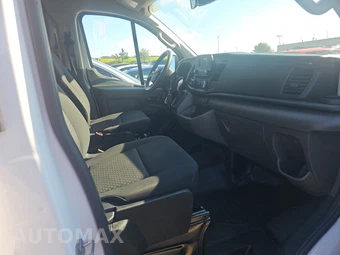 2025 Ford Transit 250 Cargo Van Low Roof 130.0" WB - miniatura 8