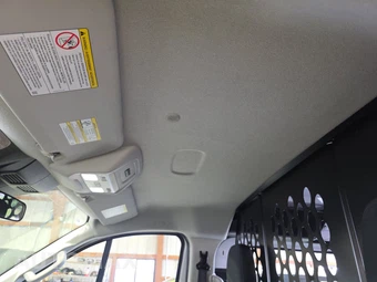 2025 Ford Transit 250 Cargo Van Low Roof 130.0" WB - miniatura 16