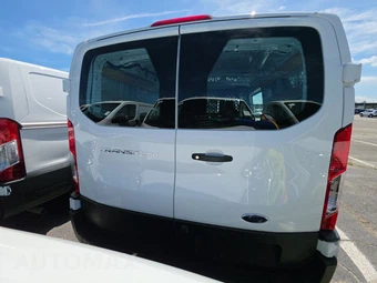 2025 Ford Transit 250 Cargo Van Low Roof 130.0" WB - miniatura 5