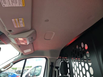 2025 Ford Transit 250 Cargo Van Low Roof 130.0" WB - miniatura 17