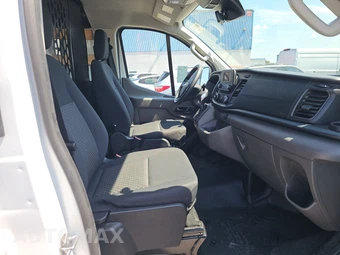 2025 Ford Transit 250 Cargo Van Low Roof 130.0" WB - miniatura 8