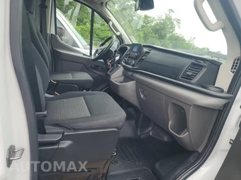 2025 Ford Transit 250 Cargo Van Low Roof 130.0" WB - miniatura 8