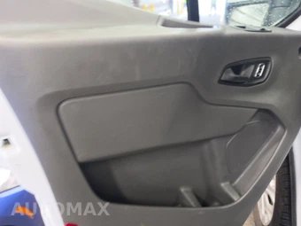 2025 Ford Transit 250 Cargo Van Low Roof 130.0" WB - miniatura 9