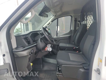 2025 Ford Transit 250 Cargo Van Low Roof 130.0" WB - miniatura 7