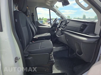 2025 Ford Transit 250 Cargo Van Low Roof 130.0" WB - miniatura 8
