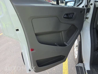 2025 Ford Transit 250 Cargo Van Low Roof 130.0" WB - miniatura 9