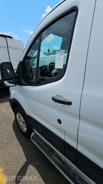 2025 Ford Transit 250 Cargo Van Low Roof 130.0" WB - miniatura 20