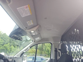 2025 Ford Transit 250 Cargo Van Low Roof 130.0" WB - miniatura 16