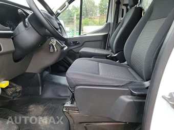 2025 Ford Transit 250 Cargo Van Low Roof 130.0" WB - miniatura 7