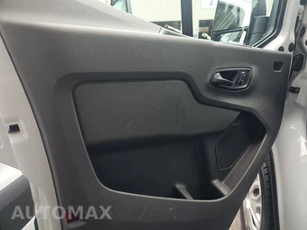2025 Ford Transit 250 Cargo Van Low Roof 130.0" WB - miniatura 9