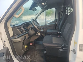 2025 Ford Transit 250 Cargo Van Low Roof 130.0" WB - miniatura 7