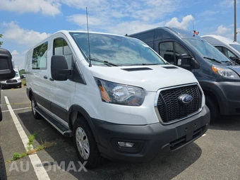 2025 Ford Transit 250 Cargo Van Low Roof 130.0" WB - miniatura 3