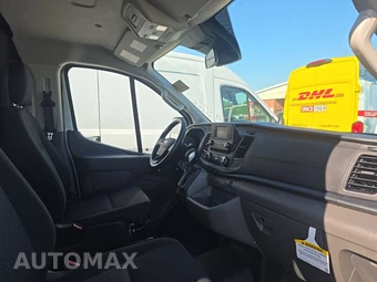 2025 Ford Transit 250 Cargo Van Low Roof 130.0" WB - miniatura 8