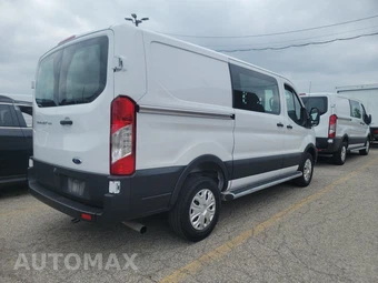 2025 Ford Transit 250 Cargo Van Low Roof 130.0" WB - miniatura 4
