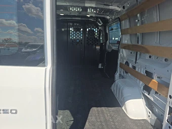 2025 Ford Transit 250 Cargo Van Low Roof 130.0" WB - miniatura 15