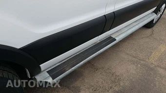 2025 Ford Transit 250 Cargo Van Low Roof 130.0" WB - miniatura 22