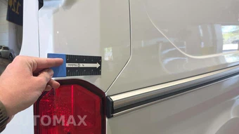 2025 Ford Transit 250 Cargo Van Low Roof 130.0" WB - miniatura 28