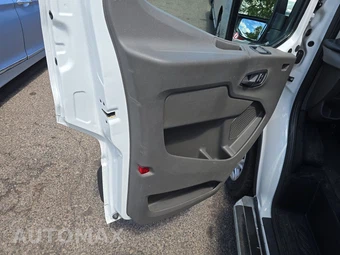2025 Ford Transit 250 Cargo Van Low Roof 130.0" WB - miniatura 9