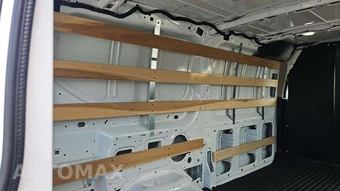 2025 Ford Transit 250 Cargo Van Low Roof 130.0" WB - miniatura 31