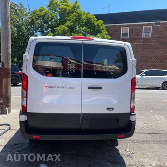 2025 Ford Transit 250 Cargo Van Low Roof 130.0" WB - miniatura 6