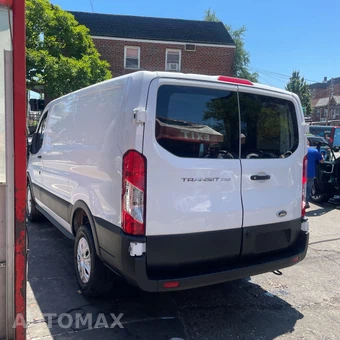 2025 Ford Transit 250 Cargo Van Low Roof 130.0" WB - miniatura 8