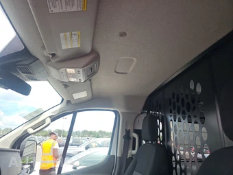 2025 Ford Transit 250 Cargo Van Low Roof 130.0" WB - miniatura 19