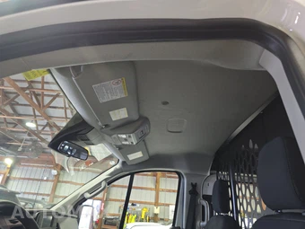 2025 Ford Transit 250 Cargo Van Low Roof 130.0" WB - miniatura 16