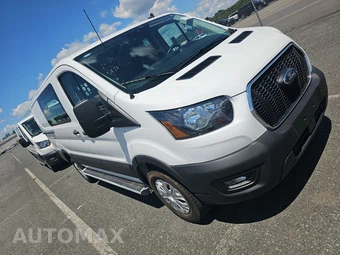 2025 Ford Transit 250 Cargo Van Low Roof 130.0" WB - miniatura 3