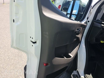2025 Ford Transit 250 Cargo Van Low Roof 130.0" WB - miniatura 9