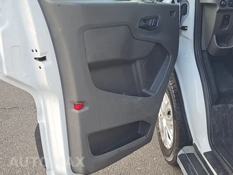2025 Ford Transit 250 Cargo Van Low Roof 130.0" WB - miniatura 9