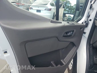 2025 Ford Transit 250 Cargo Van Low Roof 130.0" WB - miniatura 9