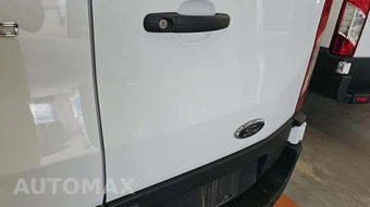 2025 Ford Transit 250 Cargo Van Low Roof 130.0" WB - miniatura 22