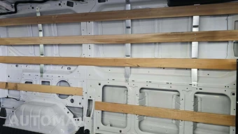 2025 Ford Transit 250 Cargo Van Low Roof 130.0" WB - miniatura 21