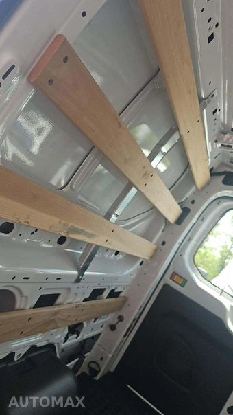 2025 Ford Transit 250 Cargo Van Low Roof 130.0" WB - miniatura 23