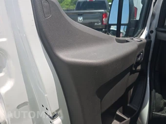 2025 Ford Transit 250 Cargo Van Low Roof 130.0" WB - miniatura 9
