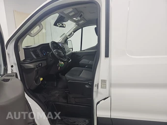2025 Ford Transit 250 Cargo Van Low Roof 130.0" WB - miniatura 7