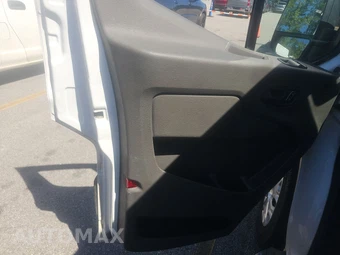 2025 Ford Transit 250 Cargo Van Low Roof 130.0" WB - miniatura 9