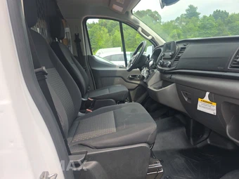 2025 Ford Transit 250 Cargo Van Low Roof 130.0" WB - miniatura 8