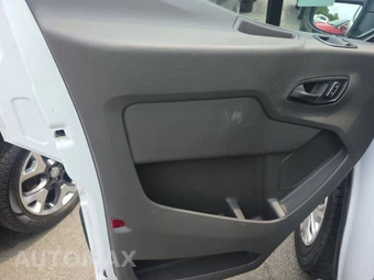 2025 Ford Transit 250 Cargo Van Low Roof 130.0" WB - miniatura 9