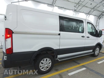 2025 Ford Transit 250 Cargo Van Low Roof 130.0" WB - miniatura 4