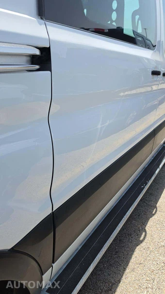 2025 Ford Transit 250 Cargo Van Low Roof 130.0" WB - miniatura 20