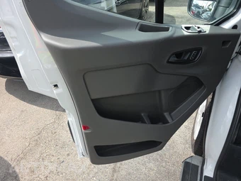 2025 Ford Transit 250 Cargo Van Low Roof 130.0" WB - miniatura 9