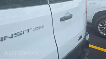 2025 Ford Transit 250 Cargo Van Low Roof 130.0" WB - miniatura 18