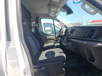 2025 Ford Transit 250 Cargo Van Low Roof 130.0" WB - miniatura 18