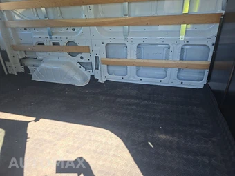 2025 Ford Transit 250 Cargo Van Low Roof 130.0" WB - miniatura 13