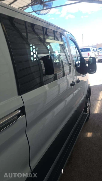 2025 Ford Transit 250 Cargo Van Low Roof 130.0" WB - miniatura 28